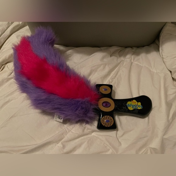 The Wiggles Captain Feathersword Plush Sword Stuffed Toy Pretend Pirate costume - Picture 1 of 8